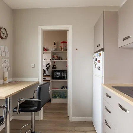 Au Mans 38 M² Avec Vue 아파트 *